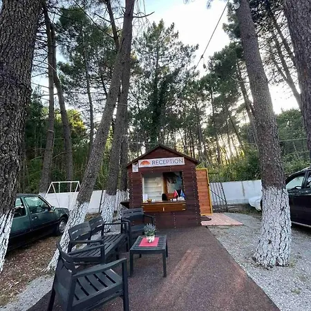Apartahotel Peja Velipojë