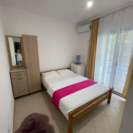 Apartahotel Peja Velipojë