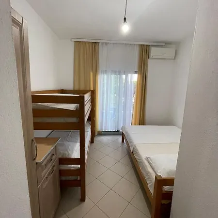 Peja Apartahotel *