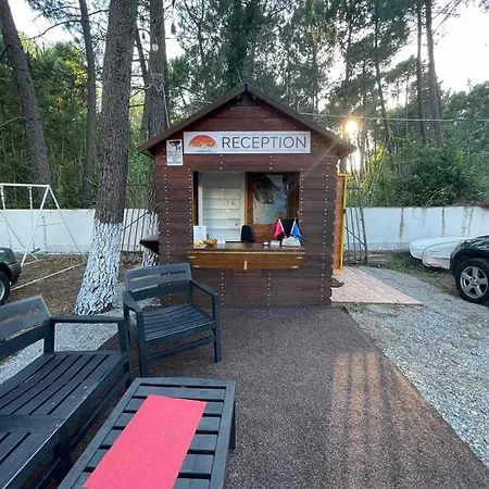 Peja Apartahotel Velipojë